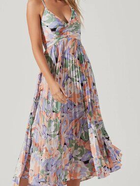 Astr Blythe Floral Plisse Midi Dress - Worn once!